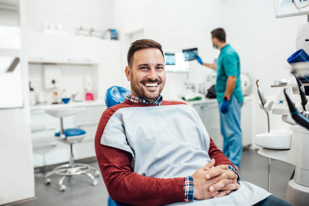 Best Tooth Extraction  in Oak Park Heights, MN
